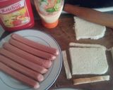 Une image de l'étape 1 de Roulé de pain de mie au saucisse.