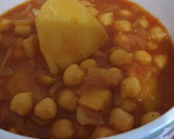 Foto del paso 5 de la receta: Guiso vegetariano de garbanzos con col y patatas