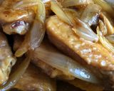 Foto langkah ke 4 dari resep HongKong Style - Sayap Ayam Tumis Saos Tiram.