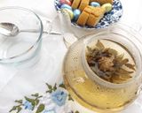 Foto del paso 3 de la receta Té de jazmín y rosa damascena