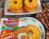 Foto langkah ke 9 dari resep Donat Indomie double Cheese.