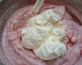 Foto del paso 4 de la receta: Mousse de frutillas 🍊🍓🍓🍓🍊🍊🍊🍊