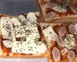 Foto langkah ke 1 dari resep Roti Pizza.