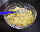 Foto del paso 1 de la receta: Tortilla de menestra y patatas de bolsa