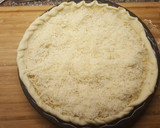Foto del paso 10 de la receta: Tarta de cebolla caramelizada y quesos