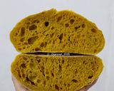 Foto langkah ke 20 dari resep Kunyit Chia Seed Sourdough Bread.