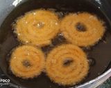 इनस्टंट चकली (instant chakali recipe in marathi) रेसिपी स्टेप 7 फोटो