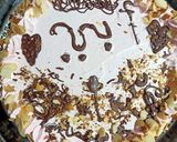 صورة لخطوة 9 من وصفة كعكة عيد ميلاد