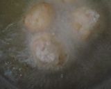A picture of step 4 of Veg lollipop.