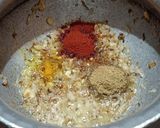 A picture of step 4 of Lauki ka bharta.