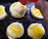 Foto del paso 2 de la receta: BIZCOCHITOS dulces y salados (CON 2 INGREDIENTES) súper fácil