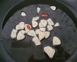 Foto del paso 2 de la receta: Bacalao con gulas y alcachofas