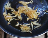 Foto del paso 3 de la receta: Solomillo de pavo en salsa de paté