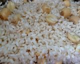 Hình bước làm 1 của món Xôi gà hạt sen