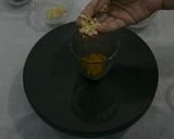 A picture of step 2 of Boondi ladoo parfait.