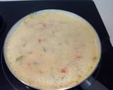 Foto del paso 5 de la receta: Tortilla de calabacín y surimi