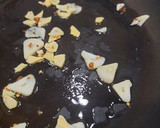 Foto del paso 3 de la receta: Pak choi salteado al ajo y cayena