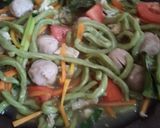 Foto langkah ke 10 dari resep Mie Tektek Sehat (mie bayam homemade).