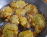 બટેટાના ભજીયા (Potato pakoda recipe in Gujarati) રેસીપી સ્ટેપ4ફોટો