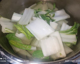 Foto del paso 2 de la receta: Acelgas con almejas y especias