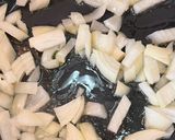 Foto del paso 2 de la receta: Pasta cremosa de tinta de calamar y setas