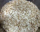 A picture of step 1 of Ellu Juice / Sesame Juice.