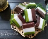 Foto langkah ke 4 dari resep Lapis Coklat Pandan Trio.
