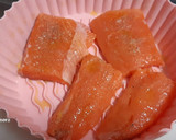 Foto del paso 2 de la receta: Salmón en airfryer con mahonesa de ajo