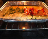 Foto del paso 7 de la receta: Pollo al horno con verduras