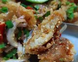รูปขั้นตอนการทำที่ 2 ของ "ยำไก่แซ่บ" 🐔🌶🌱Spicy Crispy Chicken Salad