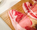 Hình bước làm 1 của món Tonkatsu thịt heo chiên xù Nhựt Bổn