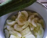 Foto langkah ke 2 dari resep Sayur Timun Telor.