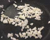 Foto del paso 1 de la receta: Croquetas de atún con papa y cebolla curtida