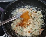 A picture of step 2 of Vegetable Upma.