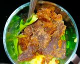 Foto langkah ke 2 dari resep Alpukat Kocok Gula Aren Susu UHt.