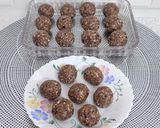 A picture of step 15 of No-Refined-Sugar Dry Fruit Ladoo | Dates & Nuts Energy Bites.
