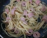Foto langkah ke 4 dari resep Spaghetti Sosis Aglio Olio.