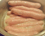 Foto del paso 2 de la receta: Salchichas con tomate y pimiento verde