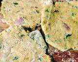A picture of step 2 of Fenugreek mix with khuskhus onion Paratha Koki.