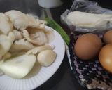 Foto langkah ke 1 dari resep Martabak Jamur.