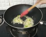 A picture of step 6 of Mini chicken bread.