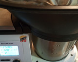 Foto del paso 6 de la receta: Medallones de merluza al vino con langostinos Monsieur Cuisine