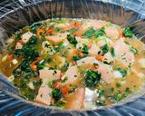 A picture of step 4 of Crockpot Creamy Spinach Chicken 🐔Soup 🥣.