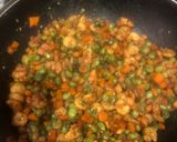 A picture of step 4 of Shrimp jellof rice.