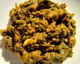 পেয়াজপাতা দিয়ে শুটকি ভুনা রেসিপির ধাপ 1 ছবি