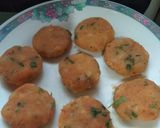 A picture of step 1 of Aloo chop.