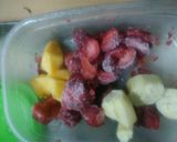 Foto del paso 1 de la receta: Smoothie mix frutal🍌🍓🍍🍊🍎