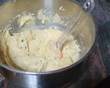 Foto del paso 7 de la receta: Bundt cake de limón con chispas de chocolate