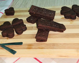 சாக்லெட் க்ரீம் பிஸ்கட் (போர்பன் பிஸ்கட்) (Chocolate cream biscuit recipe in tamil) ரெசிபி ஸ்டேப் 11 புகைப்படம்