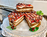 Foto del paso 25 de la receta: Tarta cremosa de chocolate y fresas, “sin gluten”